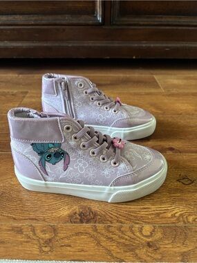 Kids High-Top Sneakers with Stitch Graphic - Pink size 1